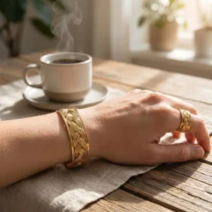 ضفيره اصفر محاوطه بسور
